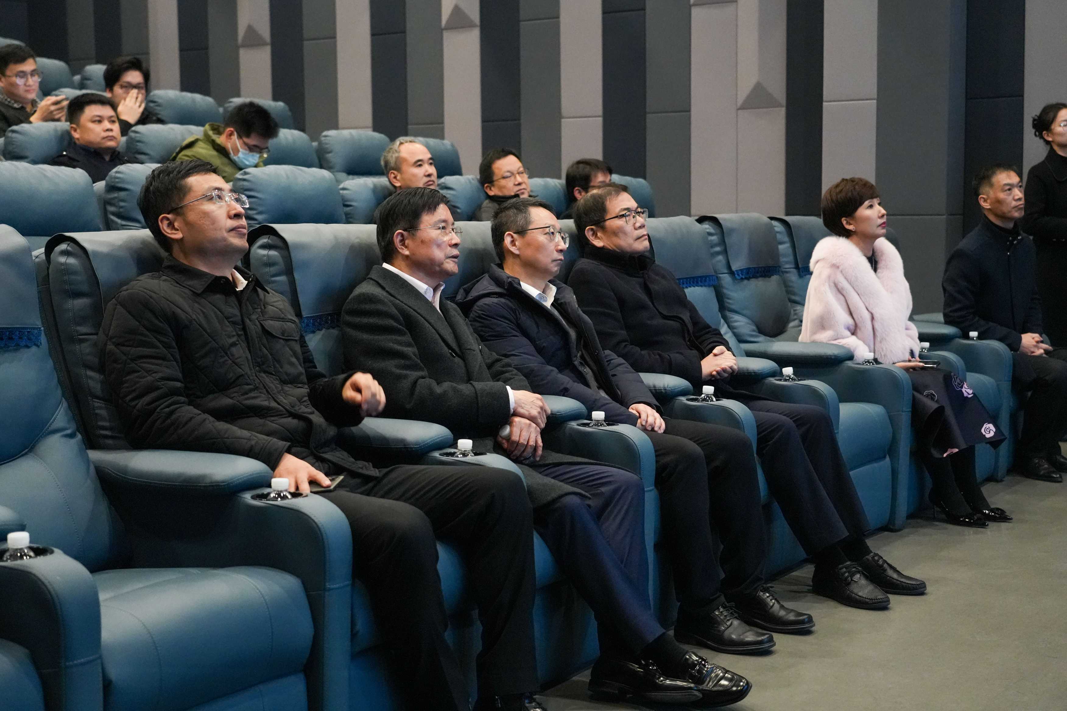 宁波市党政领导一行赴音王集团考察调研，共铸科技文化融合发展