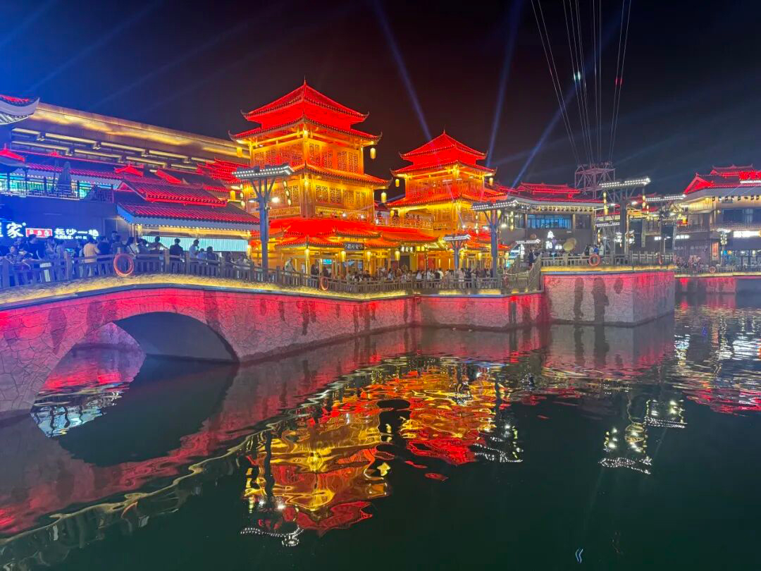 榆树湾·青春广场 榆树湾·青春广场