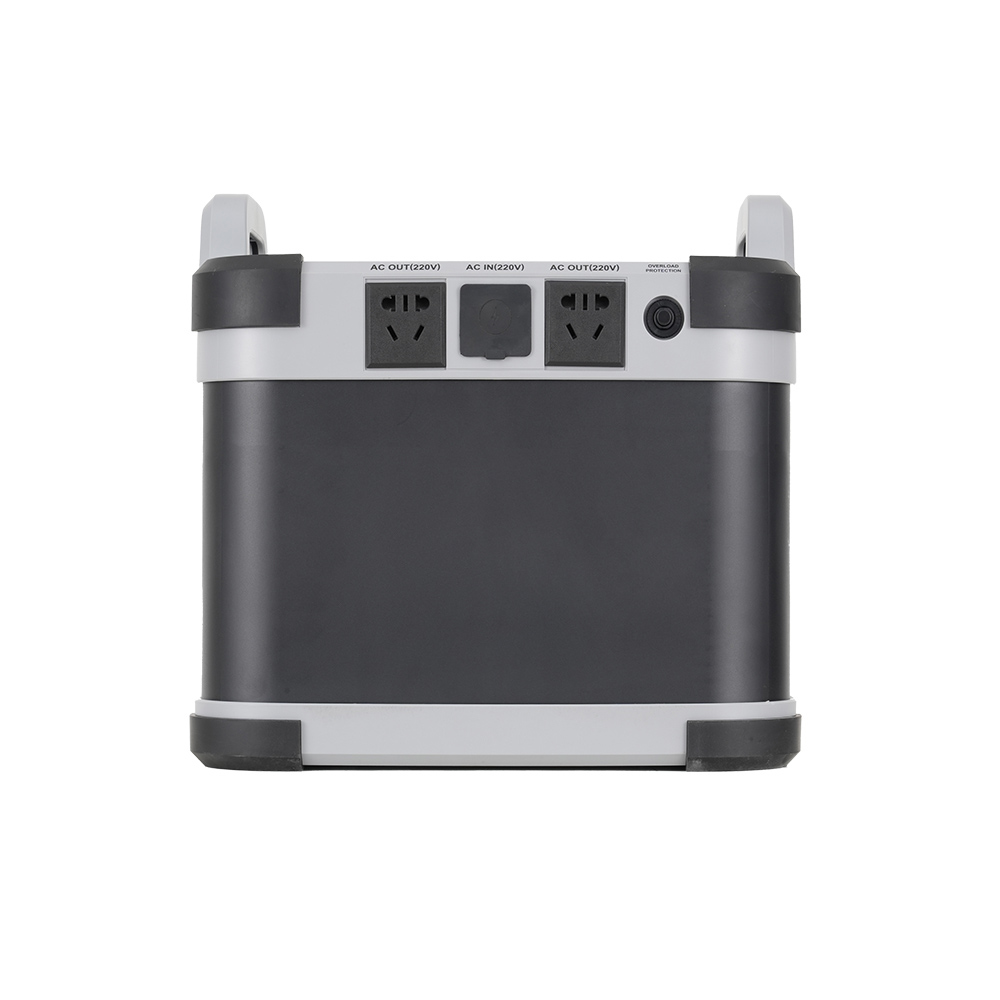 音王移动电源PB-1500F背面